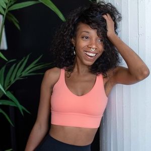 NWT SAVVI Tundra Sports Bra Red Sand Medium